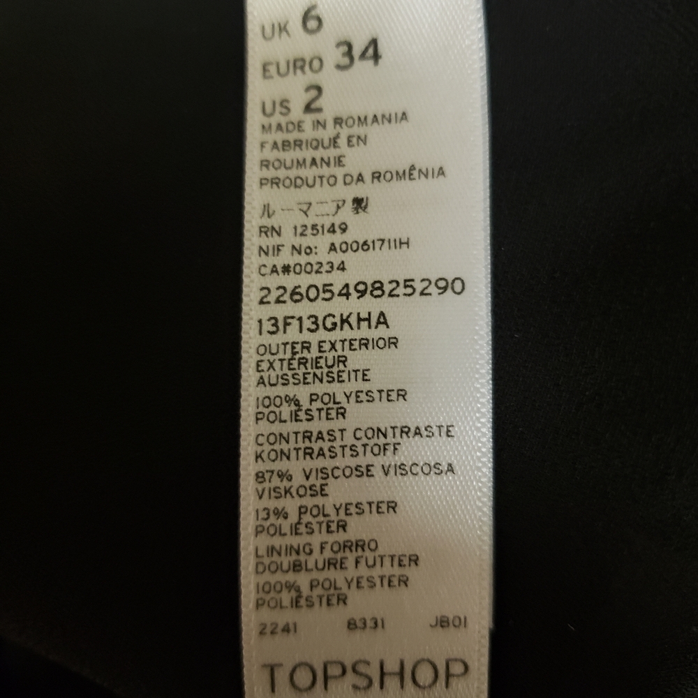 Topshop Geometric Pattern Top - Picture 6 of 6